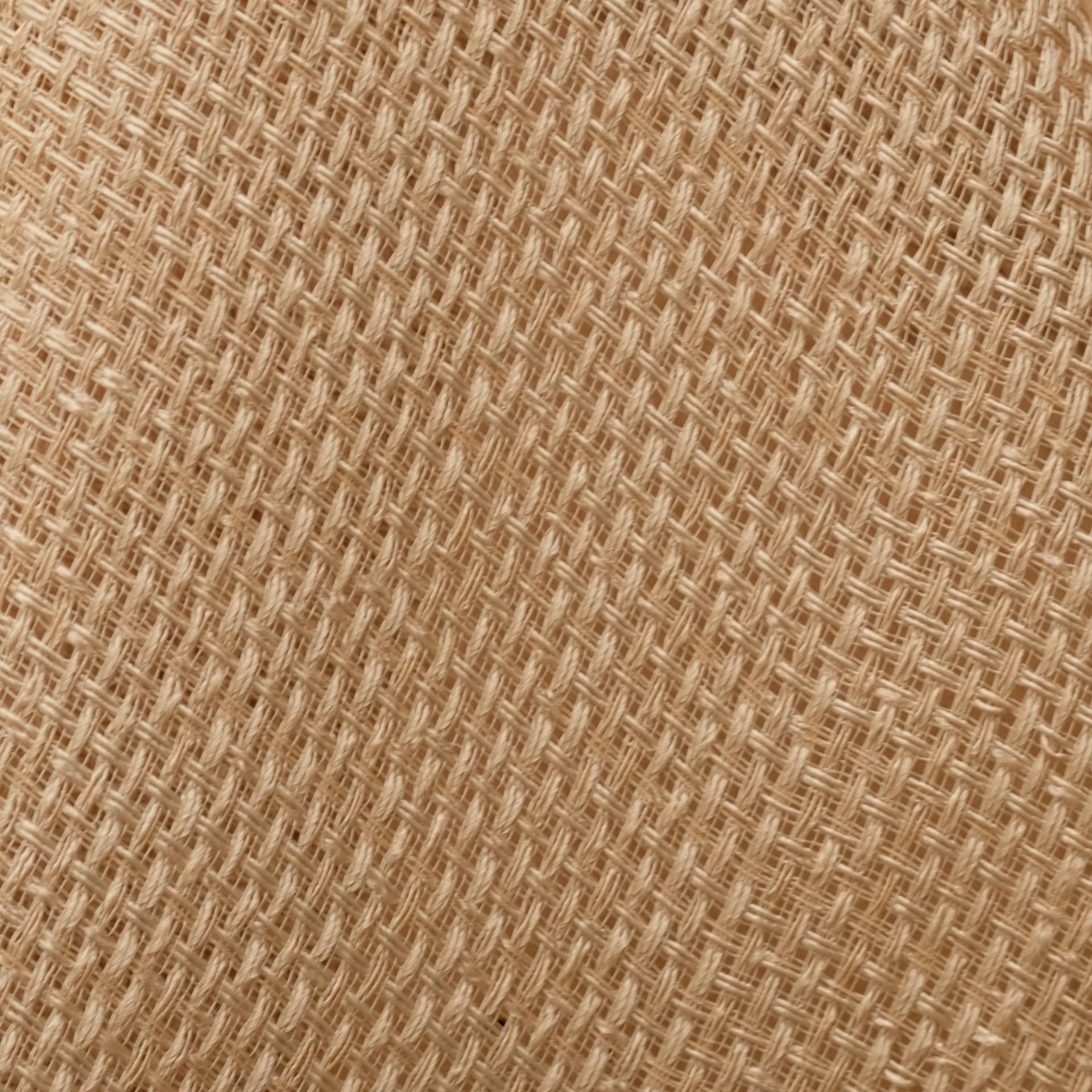 7396